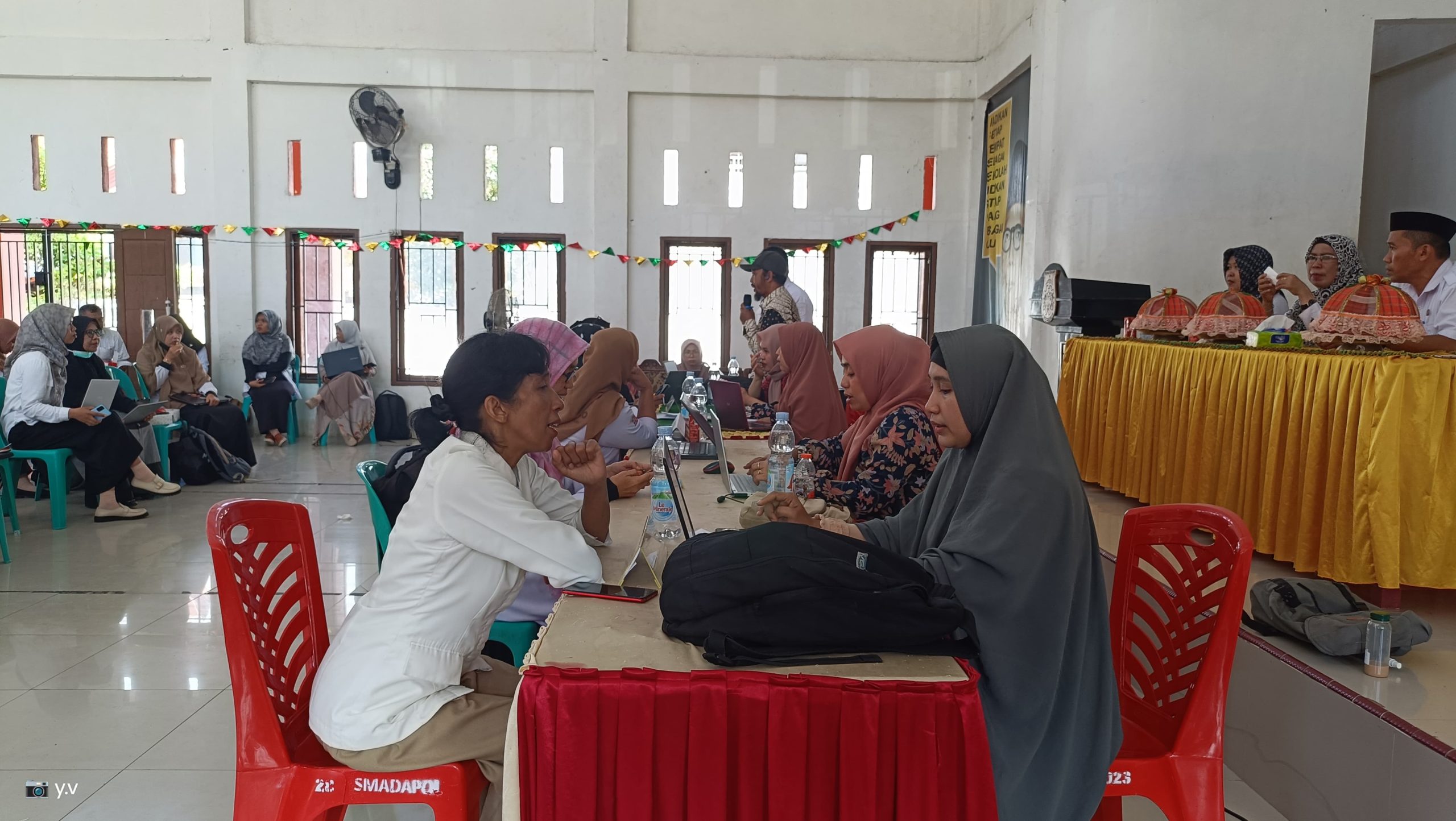 Bkd Gelar Sosialisasi Dan Layanan Kepegawaian Untuk Guru Di Kab