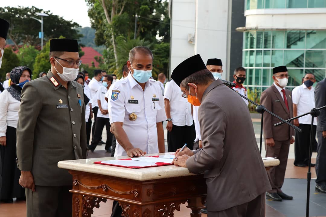Pengambilan Sumpah dan Pelantikan Pejabat JPT Pratama, Administrator, dan Pengawas Lingkup Pemerintah Provinsi Sulawesi Barat